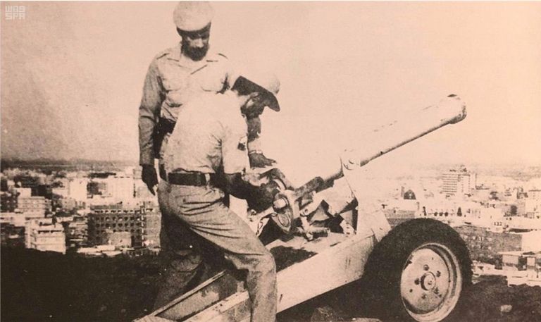 "مدفع رمضان".. صوت يعيد أهالي المدينة المنورة لعشرات السنين