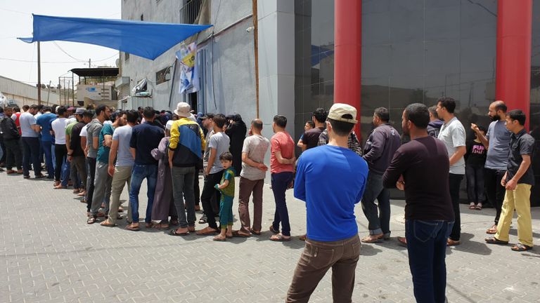 قسائم شرائية بدعم إماراتي لـ32 ألف أسرة في غزة - صورة 4
