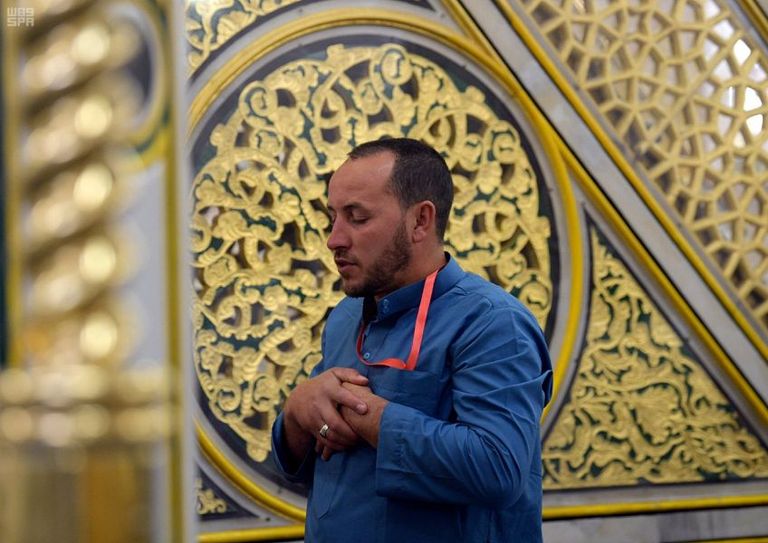 الروضة الشريفة في المسجد النبوي.