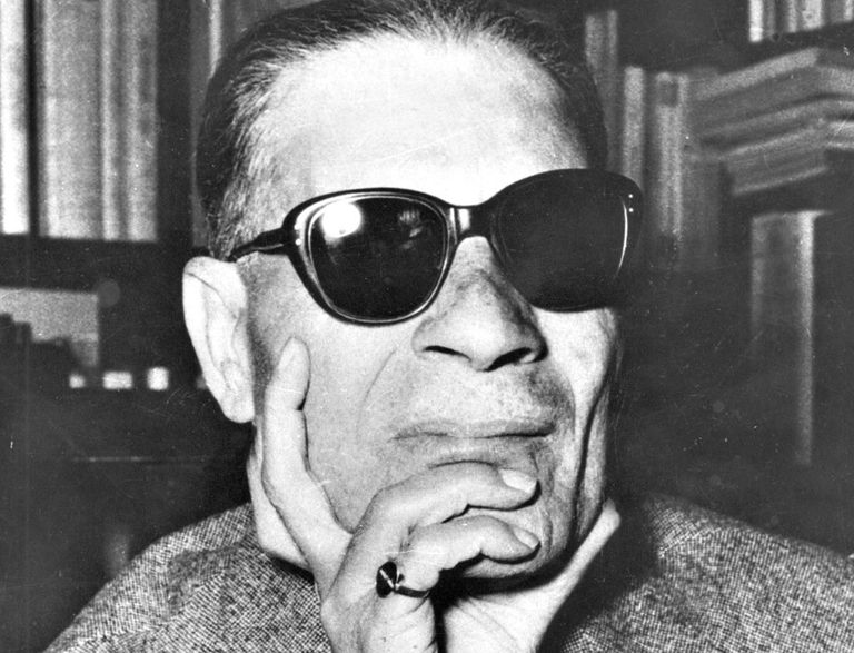 الكاتب المصري الراحل يوسف إدريس