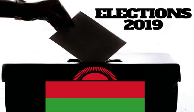 ناخبون في أحد مراكز الاقتراع بمالاوي