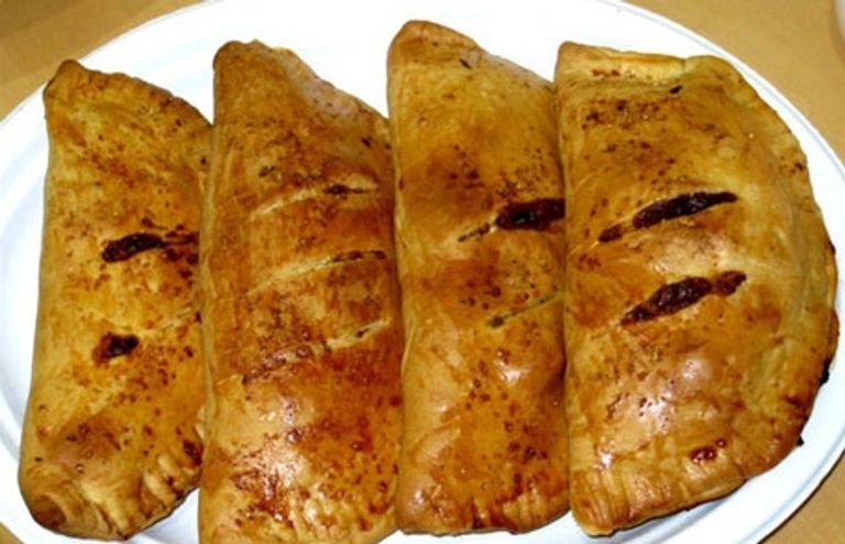 أكلة بوراك بالعجينة الجزائرية التقليدية