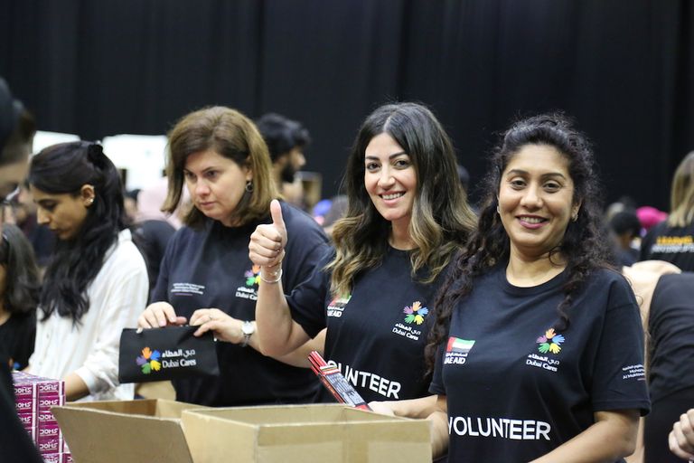 "دبي العطاء" تختتم مبادرتها الرمضانية بمشاركة 2000 متطوع