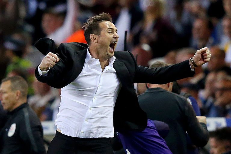 فرانك لامبارد المدير الفني لفريق ديربي كاونتي ماوريسيو ساري