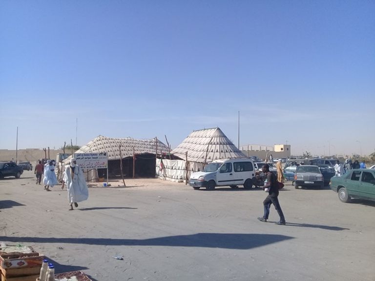 خيام الإفطار الجماعي.. نموذج للتآخي والتراحم بين الموريتانيين في رمضان