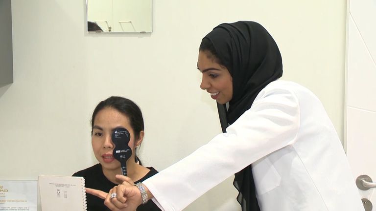  نادية بستكي.. أول إماراتية متخصصة في طب الطيران والفضاء