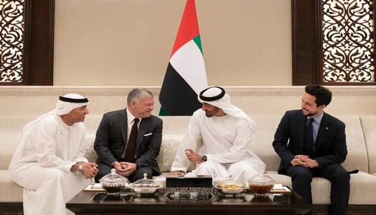 الشيخ محمد بن زايد يلتقي الملك عبدالله الثاني