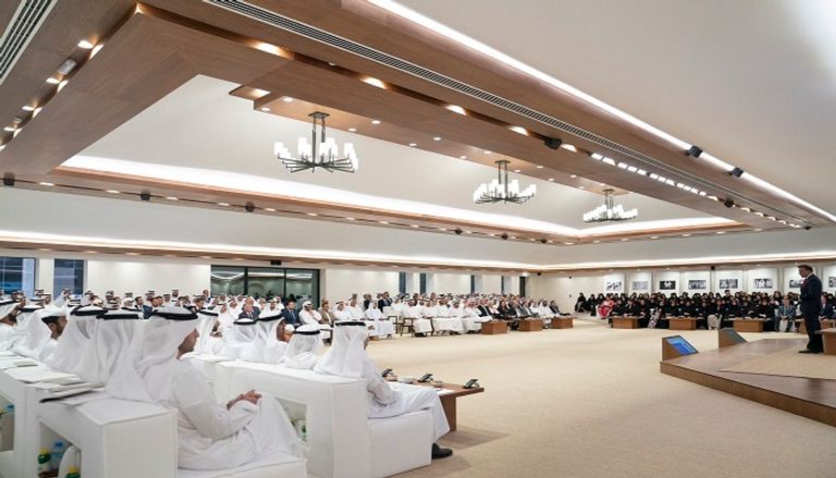 الشيخ محمد بن زايد يلتقي الملك عبدالله الثاني