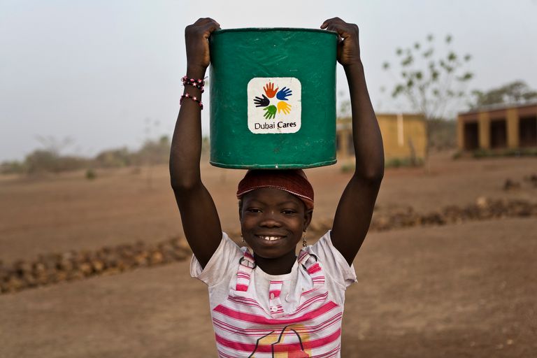 "41" مليون مستفيد حول العالم من مشاريع مبادرات محمد بن راشد العالمية