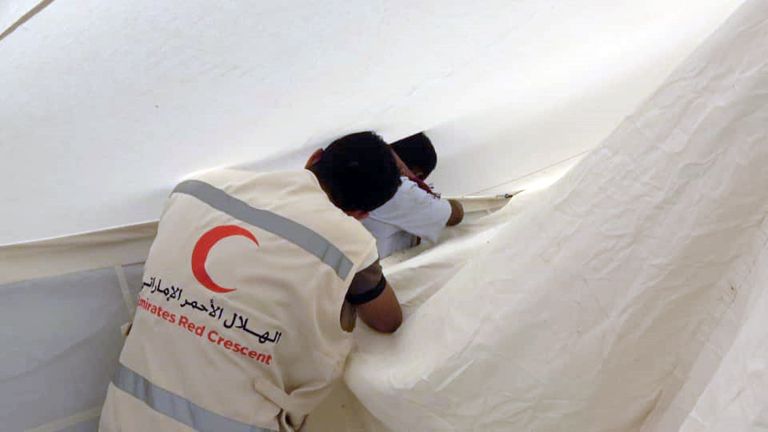 الإمارات تقدم مساعدات إغاثية عاجلة لأهالي "الهليبي" اليمنية