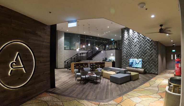 أجمل فنادق المطارات حول العالم