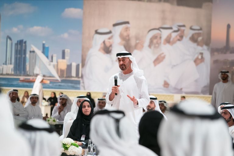 محمد بن زايد متحدثاً إلى الحضور في "برزة أبوظبي".