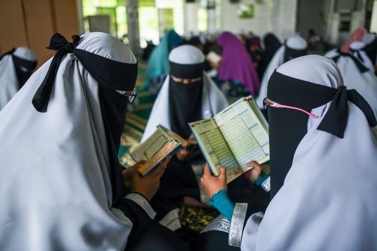 تلاوة جماعية في ماليزيا احتفالا بذكرى نزول القرآن