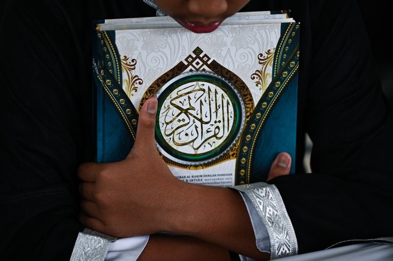 تلاوة جماعية في ماليزيا احتفالا بذكرى نزول القرآن