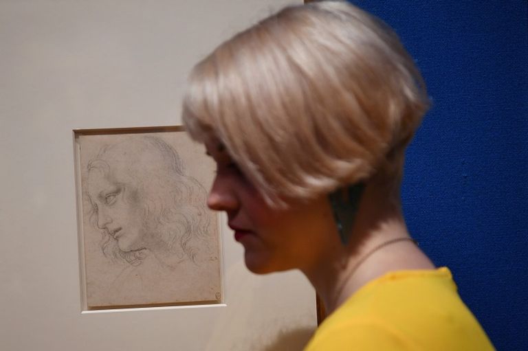 عرض لوحة نادرة في معرض ليوناردو دافنشي بقصر باكنجهام