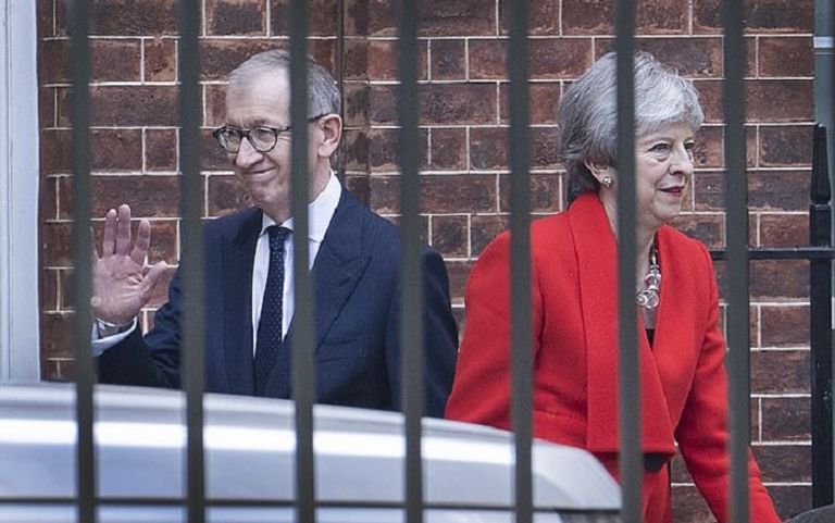 فيليب وتيريزا ماي