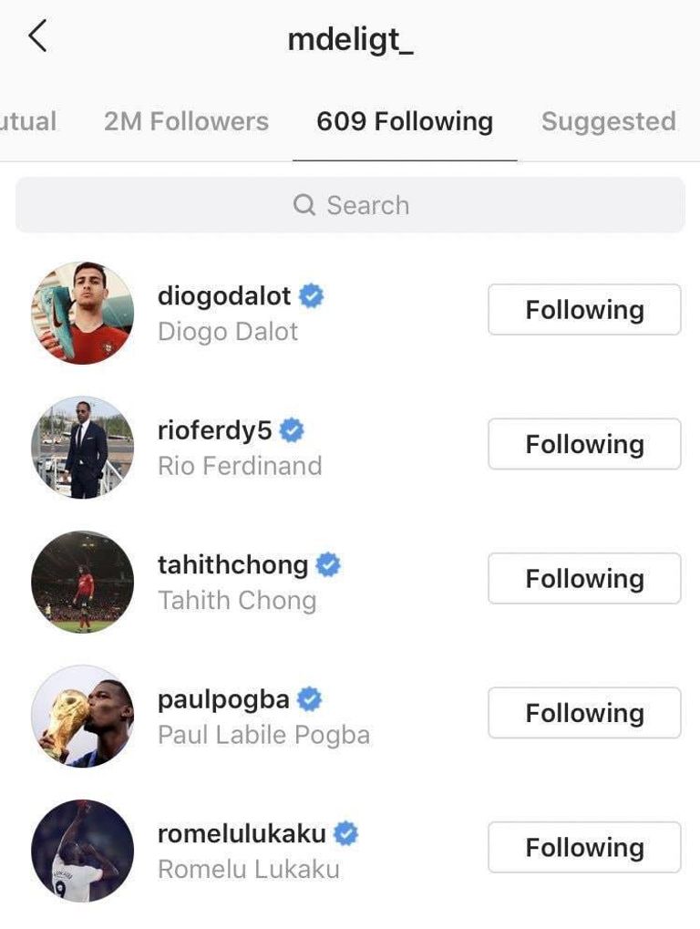 ماتياس دي ليخت مدافع أياكس