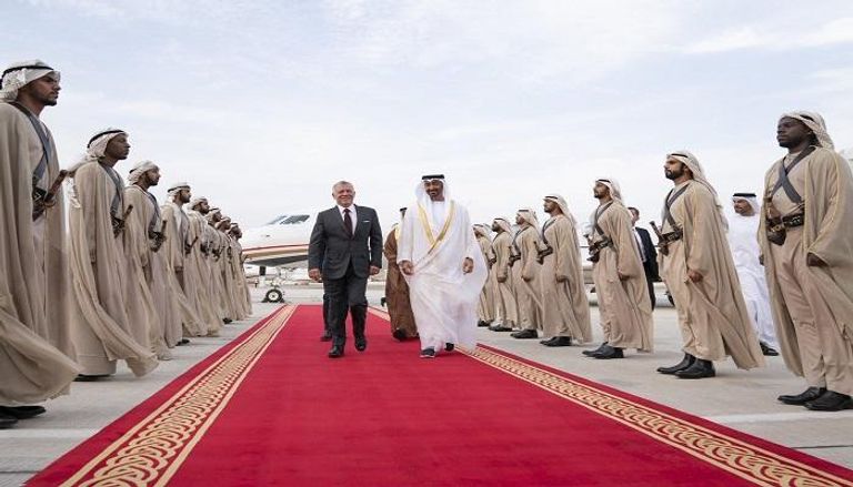 الشيخ محمد بن زايد يستقبل الملك عبدالله الثاني