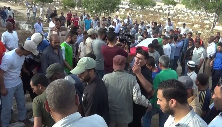تشييع جثمان الفلسطيني المقتول في تركيا زكي مبارك حسن