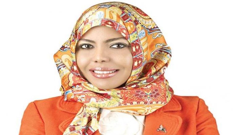 الكاتبة الكويتية أمل الرندي