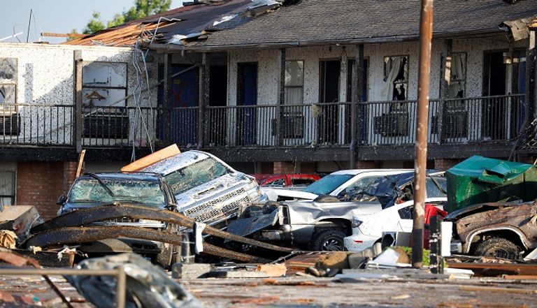 إعصار يجتاح ولاية أوكلاهوما الأمريكية