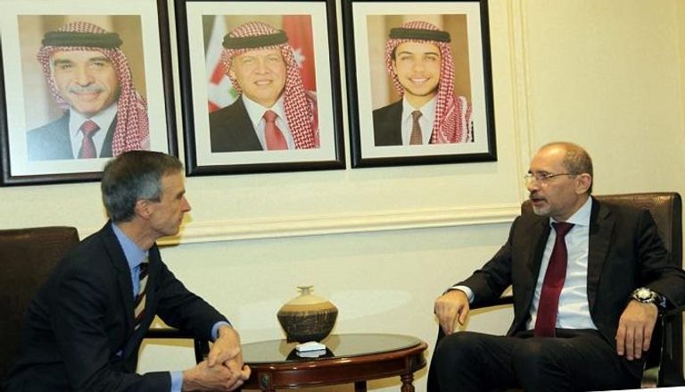 وزير الخارجية الأردني ووزير‪‬ الدولة البريطاني لشؤون الشرق الأوسط