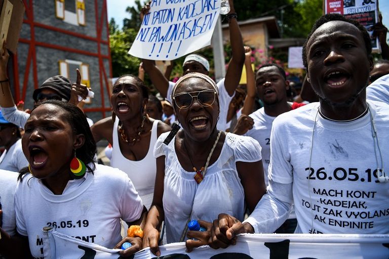 أكثر من 1000 شخص شاركوا في المظاهرة