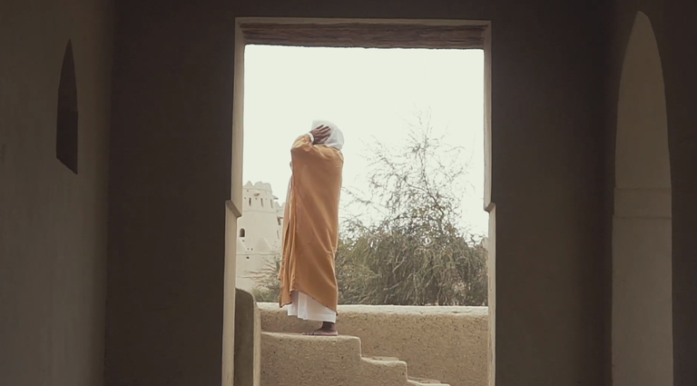 صوت الأذان يصدح مجددا في قلعة الجاهلي التاريخية في الإمارات