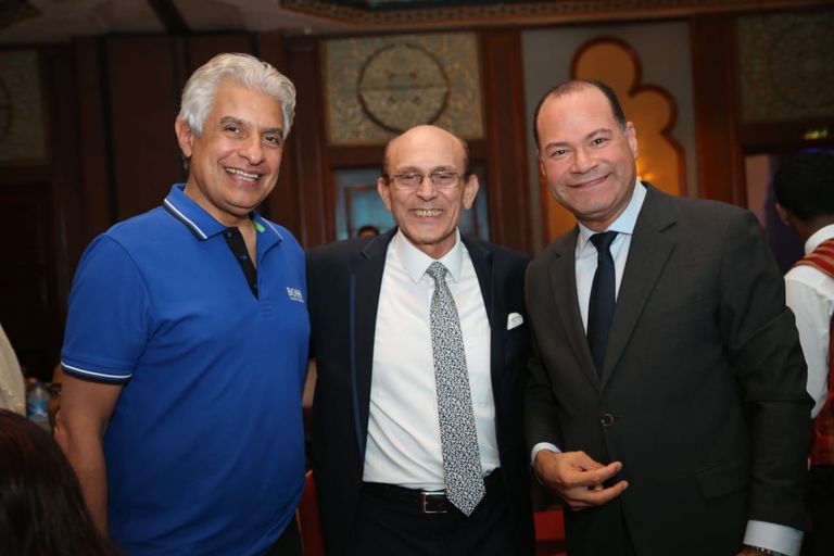 تكريم الفنان محمد صبحي من قناة "تن"