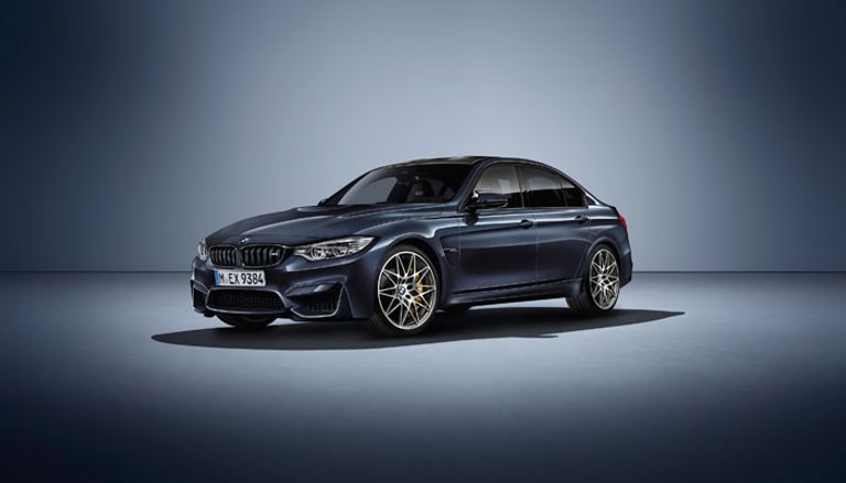 سباقات السرعة من أهم وسائل المقارنة بين السيارات