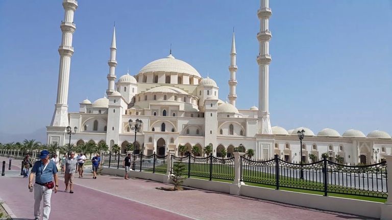 مساجد الإمارات عمارة فنية فريدة