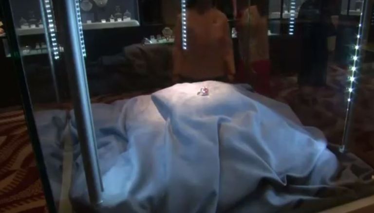 ألماسة على شكل علكة الفقاعات