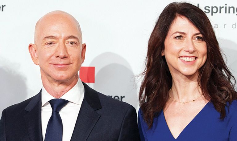 روبرت مردوخ وطليقته آنا تروف