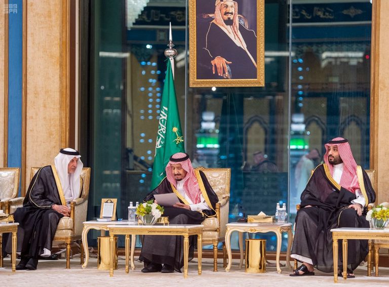 الملك سلمان يدشن برنامج خدمة ضيوف الرحمن  