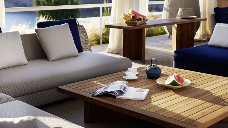 جزيرة إيزلا سا فيرادورا الإسبانية