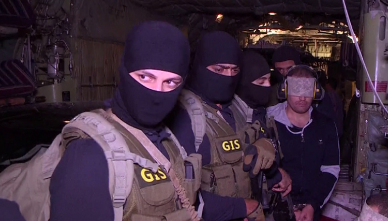 الإرهابي هشام عشماوي في قبضة الجيش المصري