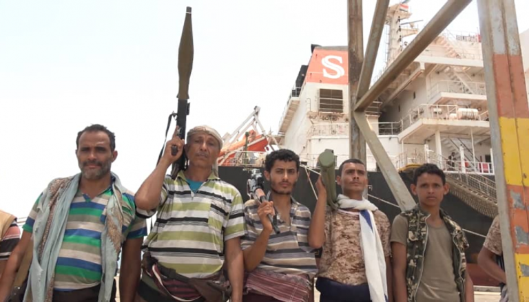 عناصر من مليشيا الحوثي الإرهابية