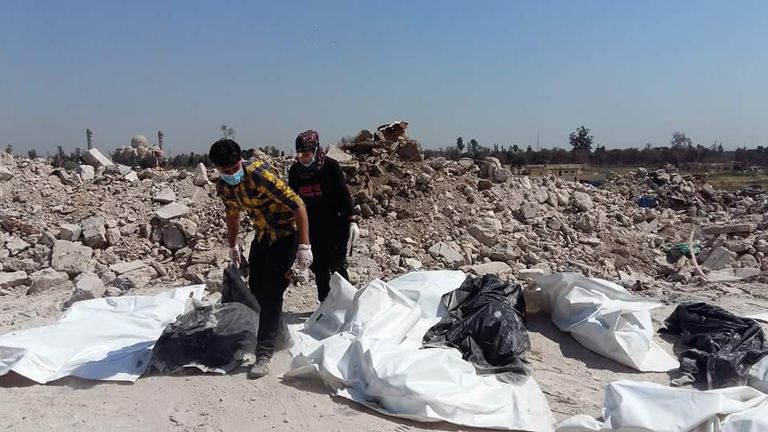 سرور الحسيني فتاة عراقية تحاصر الموت بالموصل