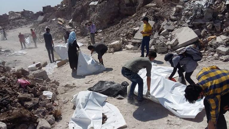 سرور الحسيني فتاة عراقية تحاصر الموت بالموصل