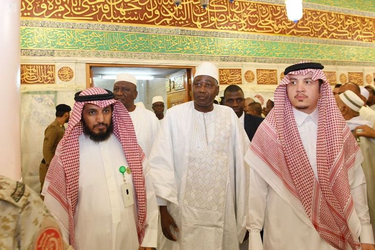 ئيس الوزراء رئيس الحكومة وزير الميزانية بساحل العاج يزور المسجد النبوي الرئيس الشيشاني يزور المسجد النبوي