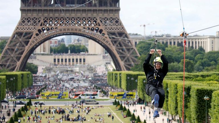 جانب من المسار الانزلاقي في باريس