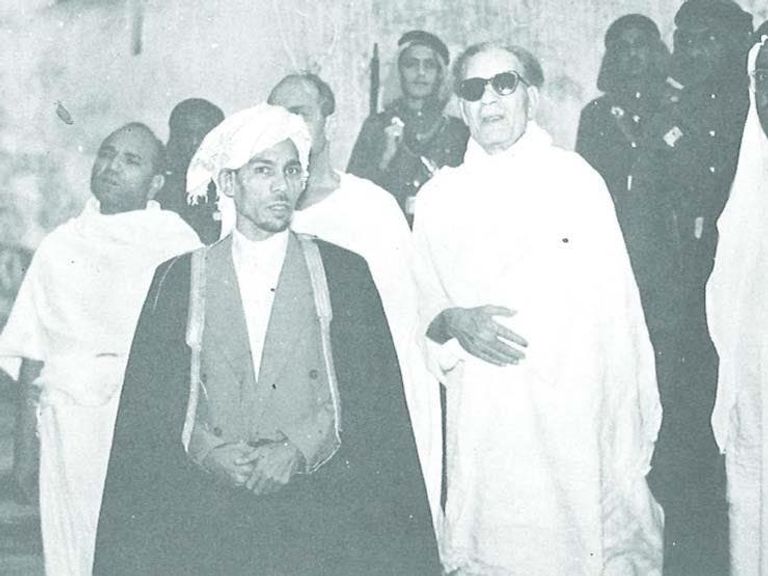 عميد الأدب العربي طه حسين