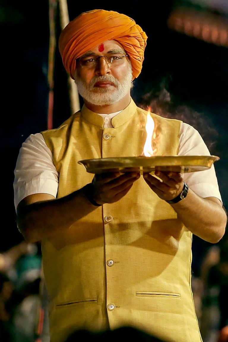 الفيلم الهندي "رئيس الوزراء".. رسالة إنسانية عن الوجه الآخر للسياسة 