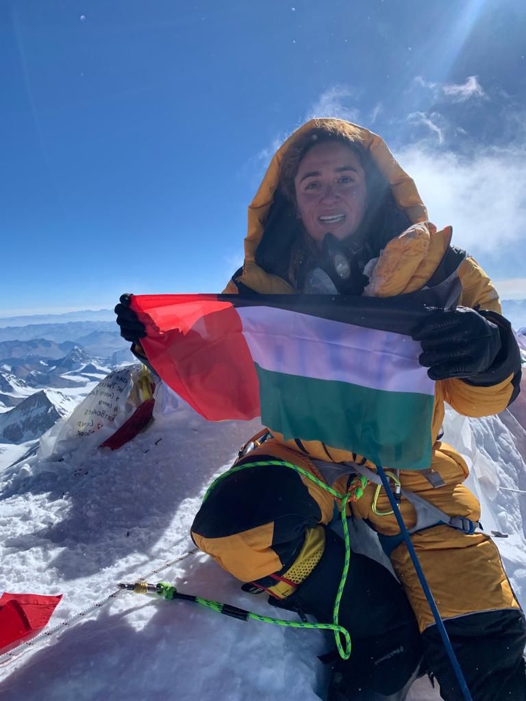 تيما دريان أثناء تسلق قمة إيفرست