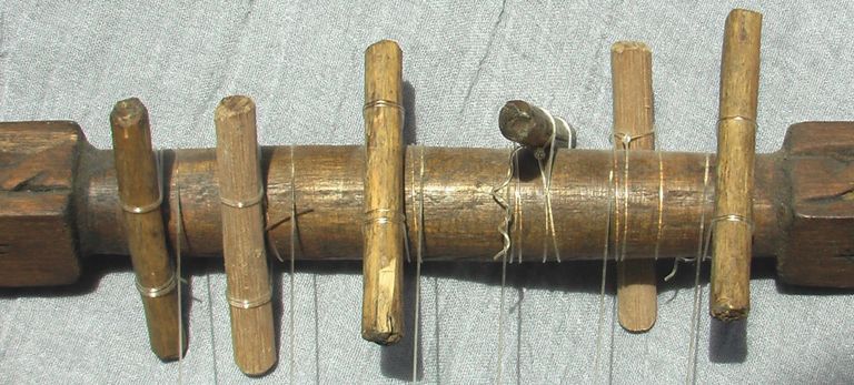 "الكرار".. آلة إثيوبية تشبه السمسمية المصرية 