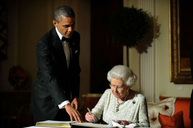 الملكة إليزابيث الثانية ترحب بالرئيس ترامب