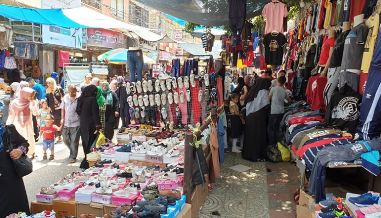 سوق الملابس والأحذية بقطاع غزة