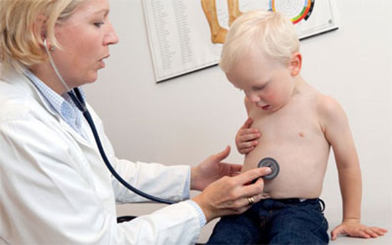 ترك الأطعمة خارج الثلاجة في درجة حرارة مرتفعة يسبب النزلات المعوية