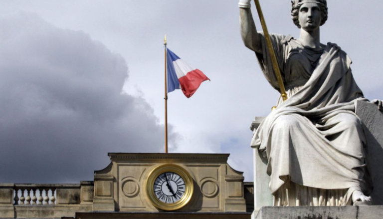 اتساع عجز الميزانية الفرنسية