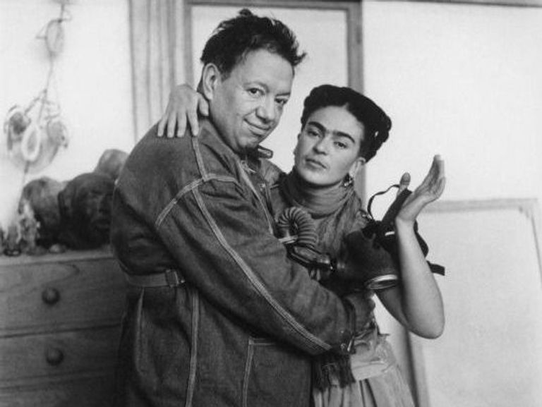 فريدا كاهلو رسامة مكسيكية